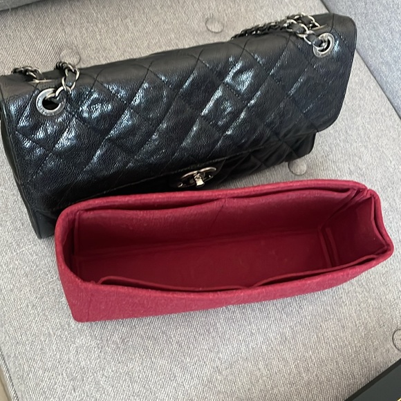 Chanel Crave quilted leather black flap bag excellent clean condition timeless - Picture 13 of 15